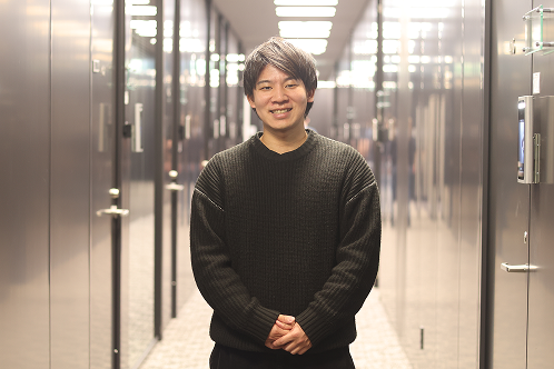 システム開発室 H.HAYAKAWA